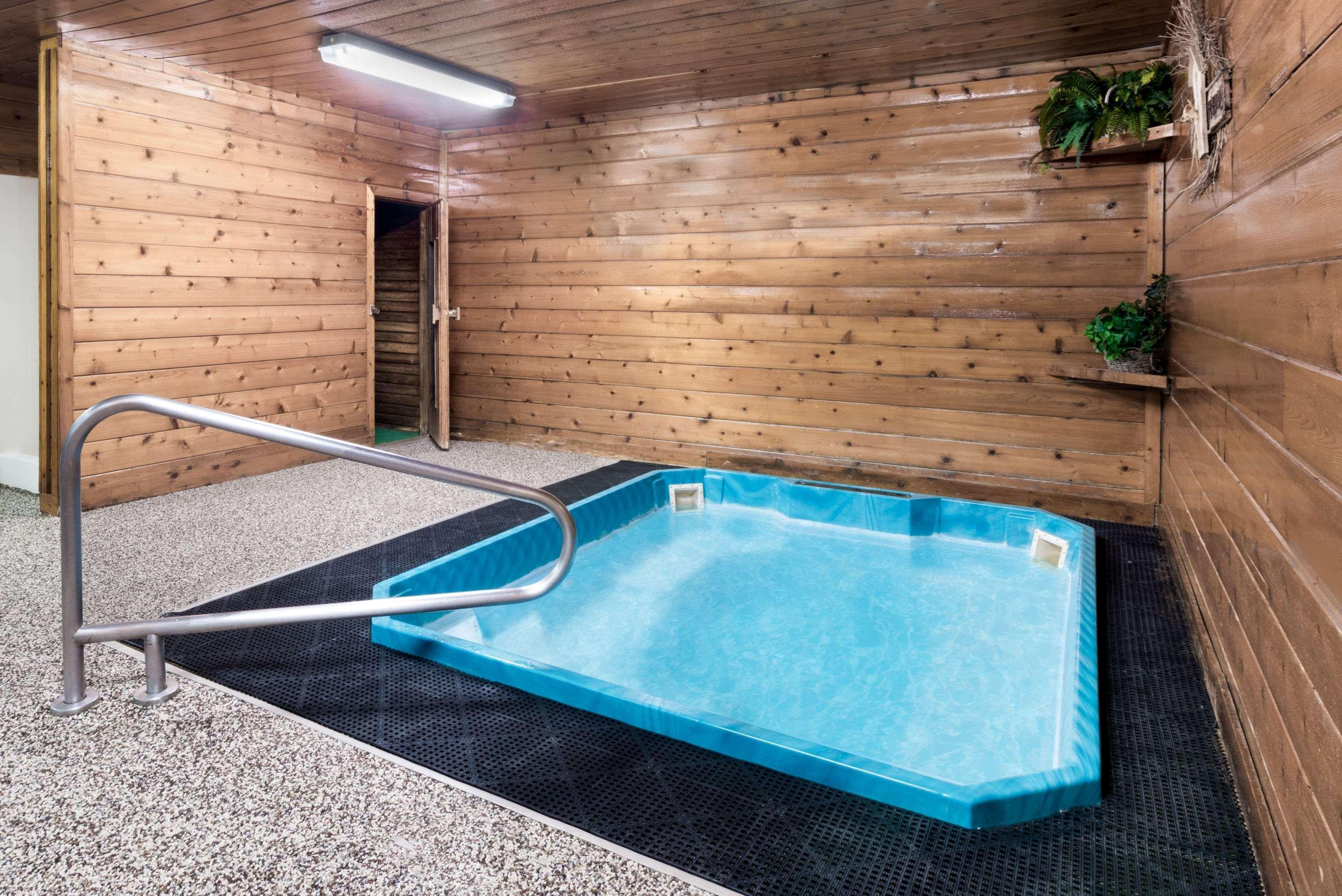 Hotel Super 8 By Wyndham Chamberlain Sd Zewnętrze zdjęcie